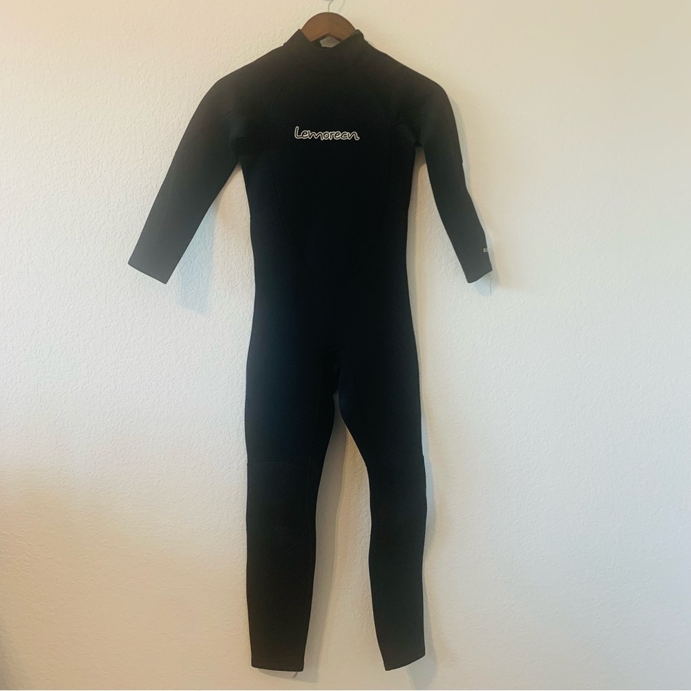 Full Kids wetsuit black size 12